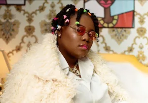 ‘What if sharks swallow you’ – Teni warns Burna Boy over ocean stunt