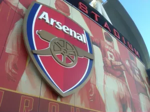 EPL: Arsenal set pace for Man City, Chelsea in title race as Man Utd falter