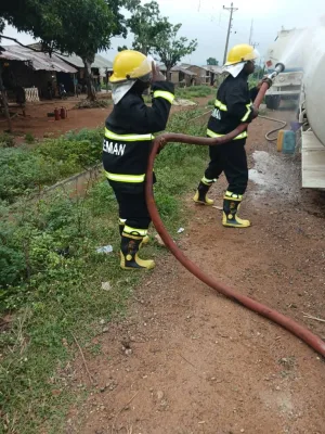 Major fire disaster averted in Kwara community as tanker detaches from truck