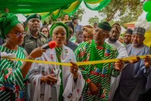 Oluremi Tinubu flags off community food bank, commissions PMB estate, Gateway Medical Centre