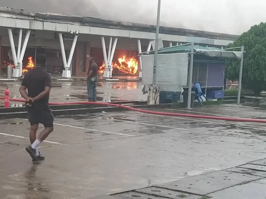Police battling to contain looters at Calabar shopping mall gutted by fire