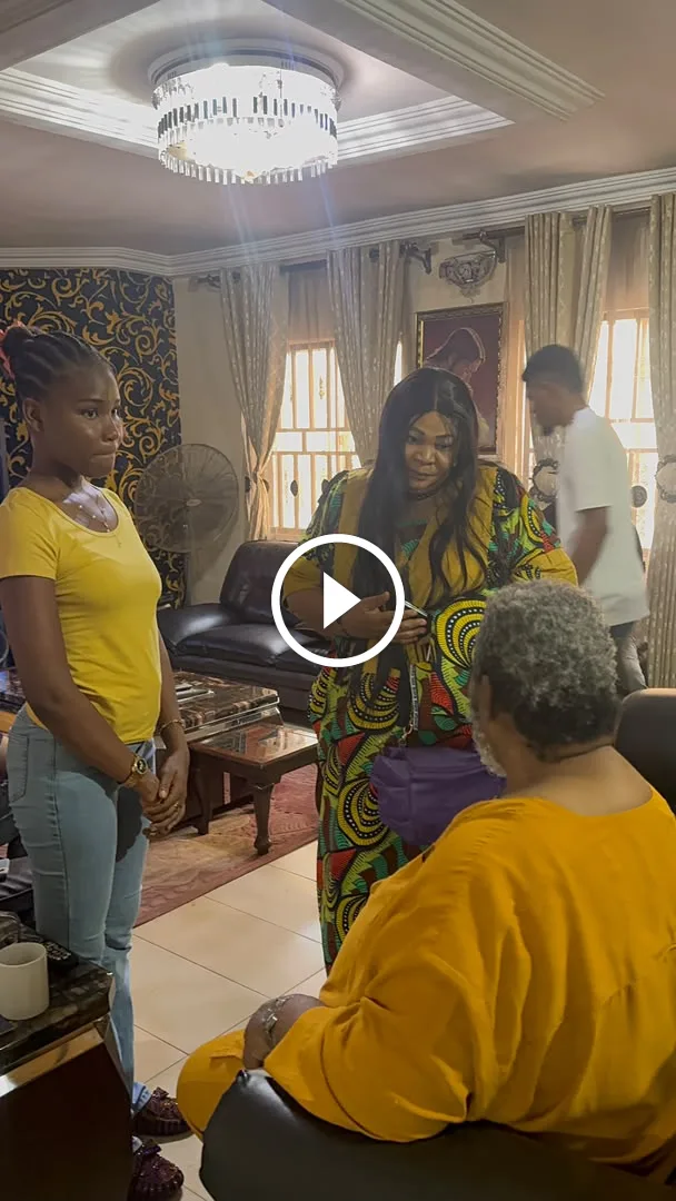 Nollywood Legend, Pete Edochie Bless And Prays For Kam Debbie