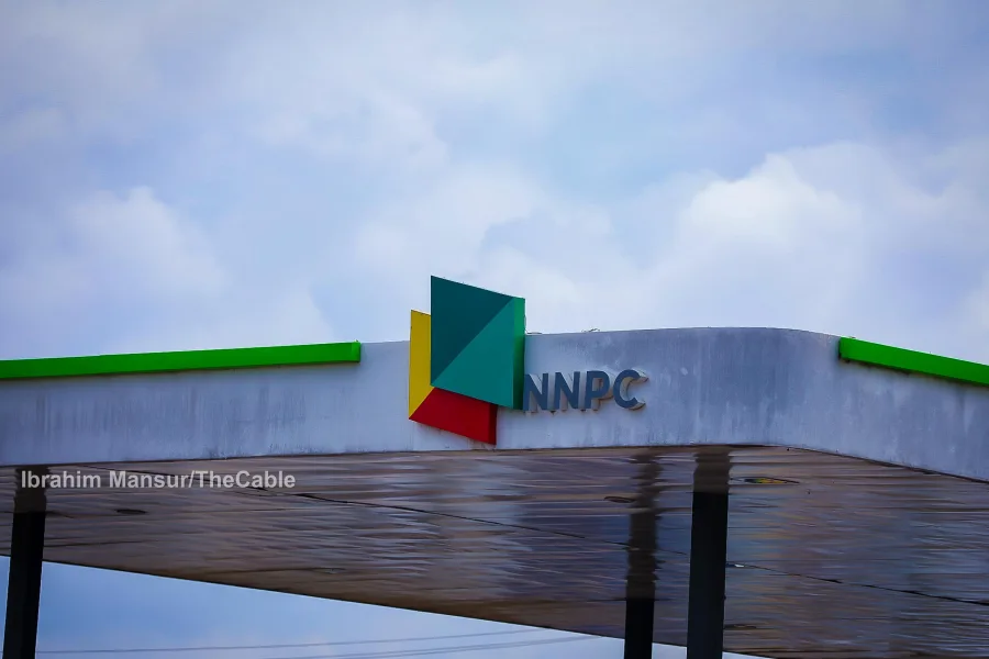 BREAKING: NNPCL increases fuel price by N75/Litre