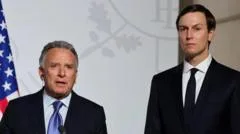 US envoys arrive in Moscow ahead of Ukraine talks