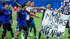 Fifa 'assessing reports' over Falklands banner