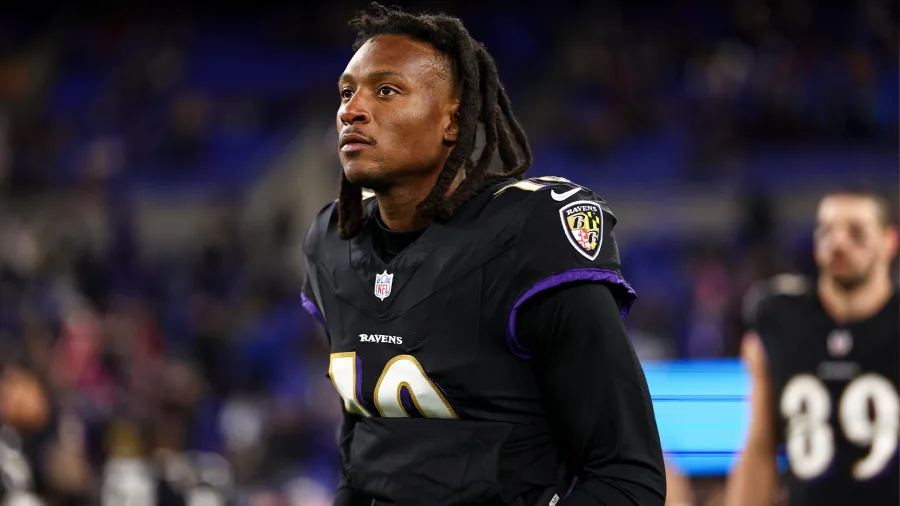 Mike Vrabel: DeAndre Hopkins Considering Joining Patriots' Coaching Staff