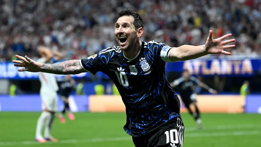 Lionel Messi Delivers 2 Clutch Assists To Lead Argentina To Back-To-Back World Cup Finals
