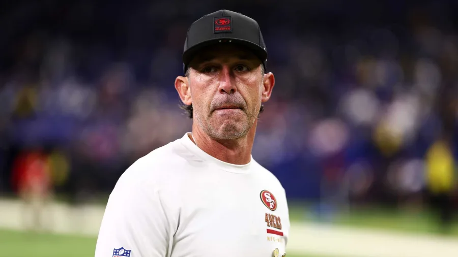 49ers’ Kyle Shanahan Makes Brief Appearance At Training Camp After Car Crash