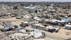What's in the Gaza peace deal roadmap?
