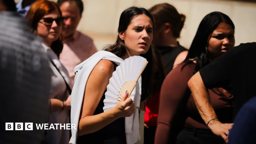 Temperatures to soar to 38C as amber extreme heat warning in effect